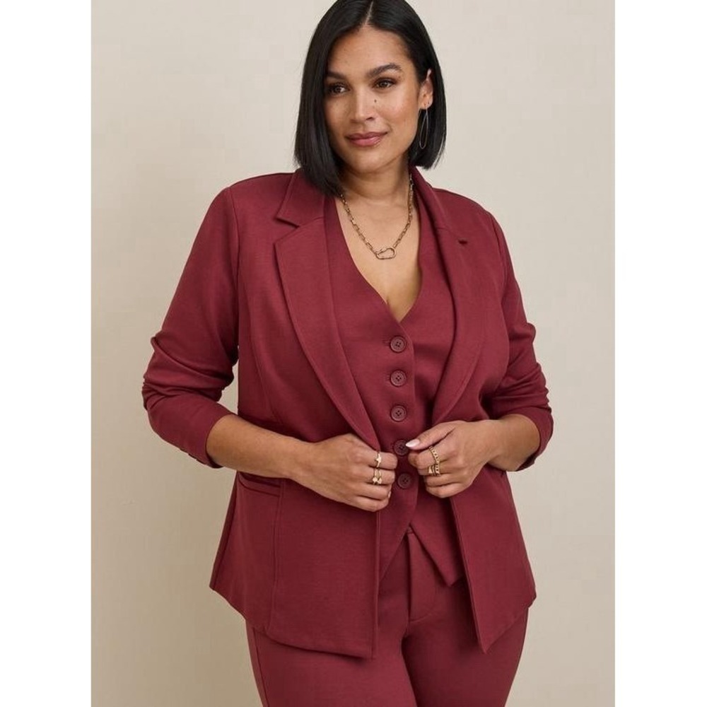 Torrid Women's Blazer Chelsea Studio Luxe Ponte 1X Burgandy Super Soft NWT
